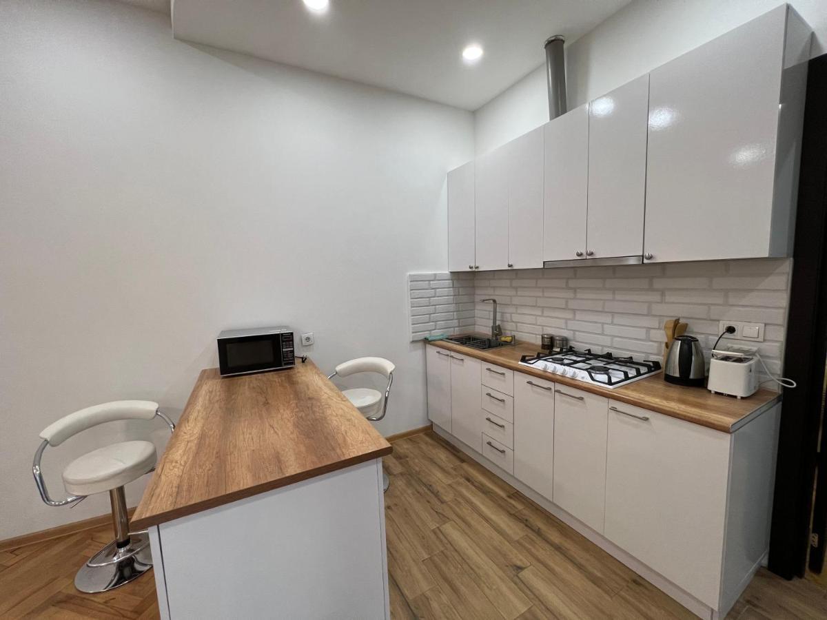 Cosy Apartment In Tbilisi Centre Екстер'єр фото